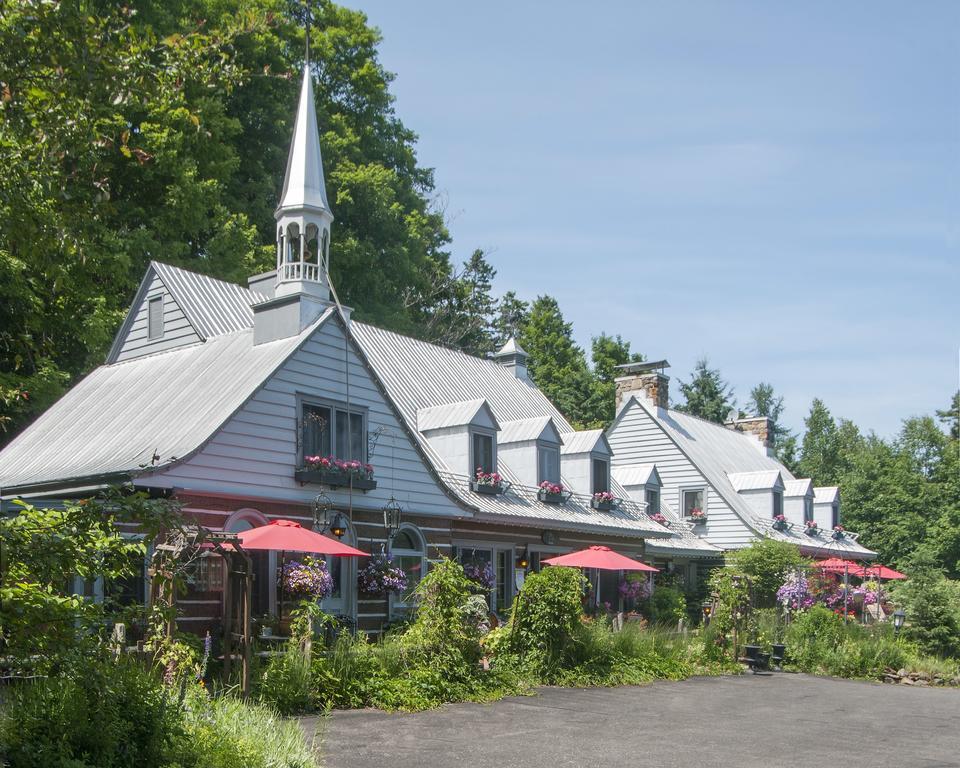 Le Petit Clocher Gite Touristique B & B Saint-Sauveur Экстерьер фото