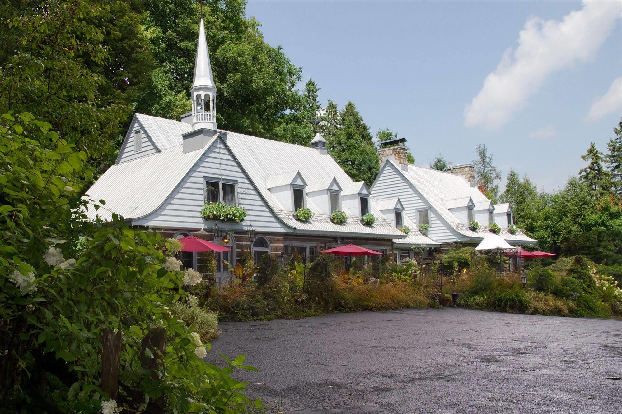 Le Petit Clocher Gite Touristique B & B Saint-Sauveur Экстерьер фото